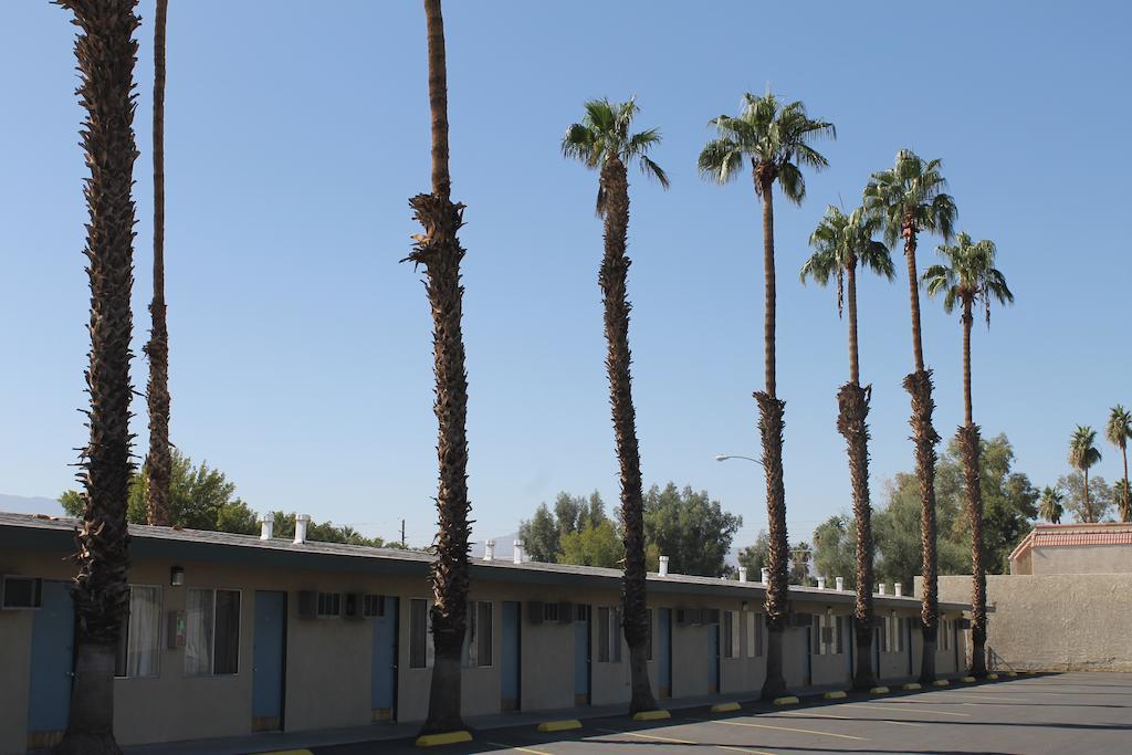 Indio Holiday Motel Exteriör bild
