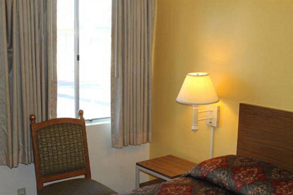 Indio Holiday Motel Exteriör bild